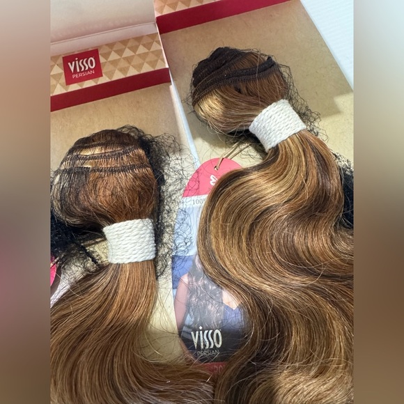 BOBBI BOSS | 100% Human hair 18 in body Wave Hair Extensions 2 Bundles P4/27/30 - Picture 4 of 7